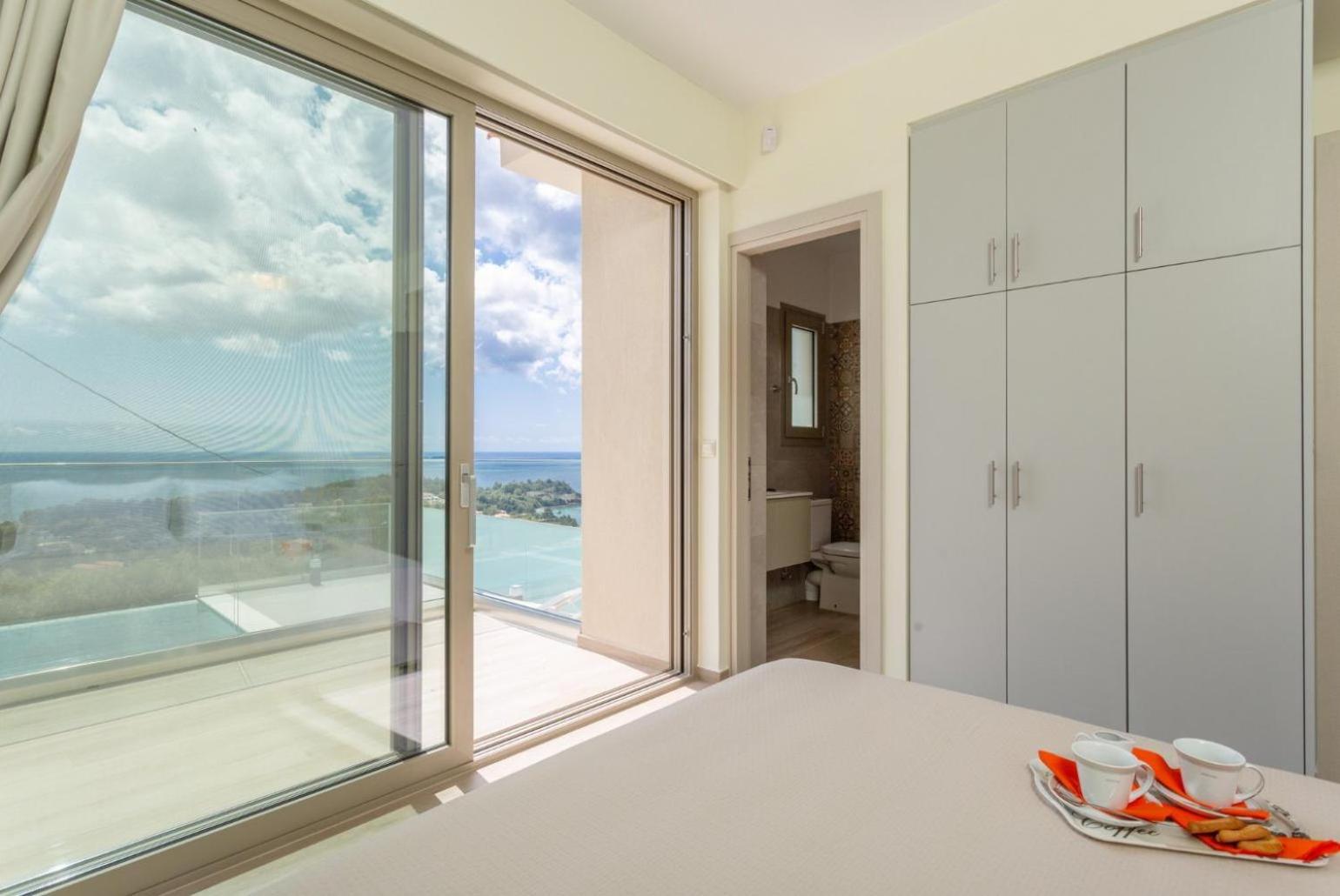 Villa Lassi Illios อาร์กอสโตลี ภายนอก รูปภาพ