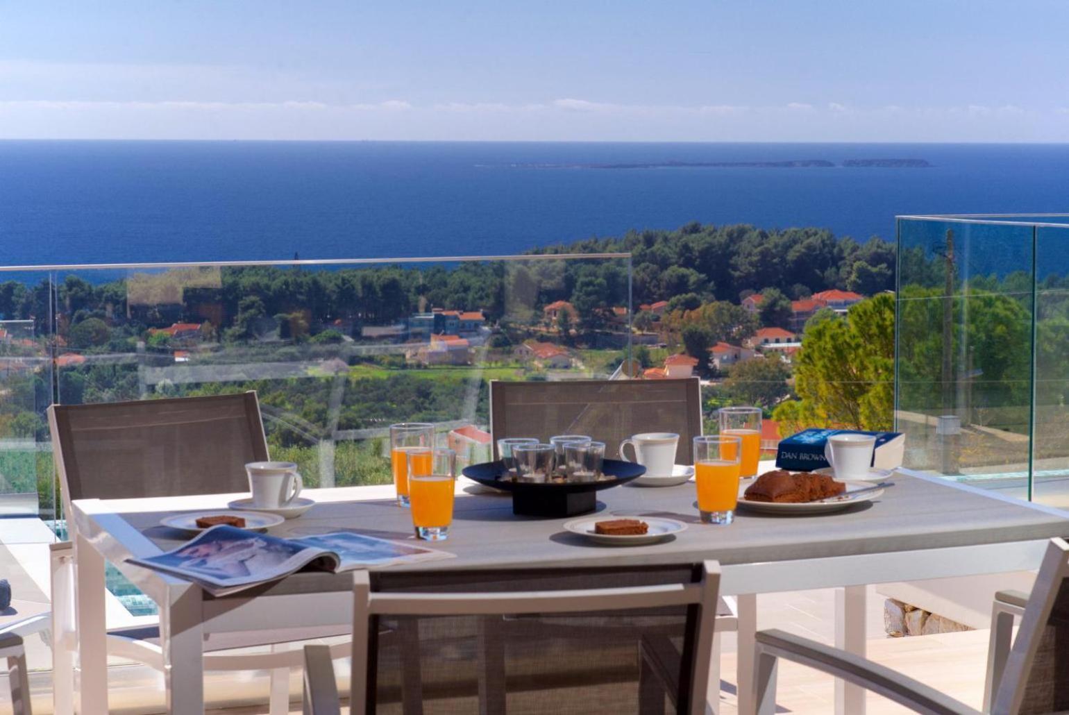 Villa Lassi Illios อาร์กอสโตลี ภายนอก รูปภาพ
